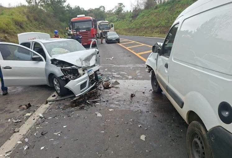 Uma ultrapassagem irregular provocou a morte de uma mulher em Ortigueira na rodovia 376 e